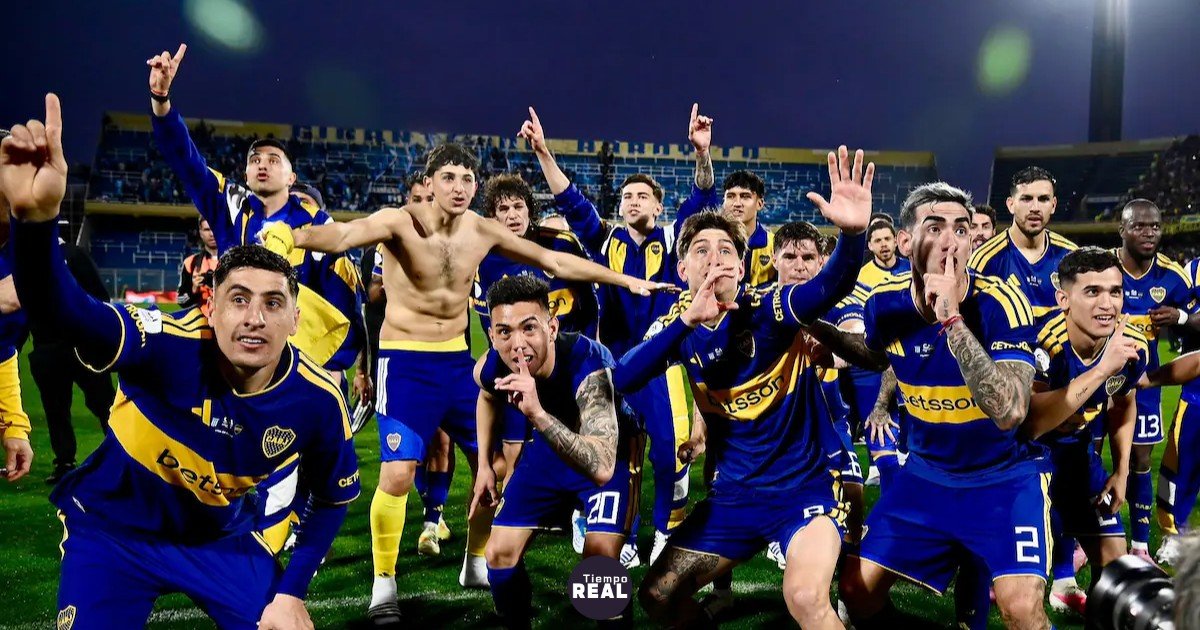 Enner Valencia dio vuelta a Racing y llevó a Boca a semifinales