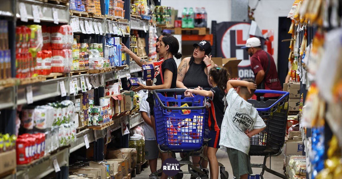 Inflación de septiembre registró 1,9 % y supera objetivo de Milei