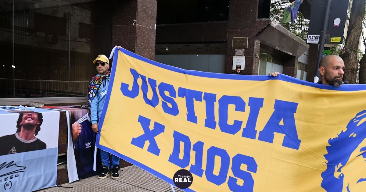 Abogado pide 16 años prisión y 10 años inhabilitación a Luque por Maradona