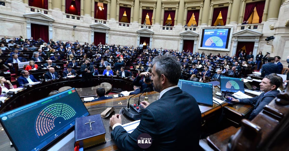 Oposición presiona para dictaminar morosidad y discapacidad antes de fin de mes