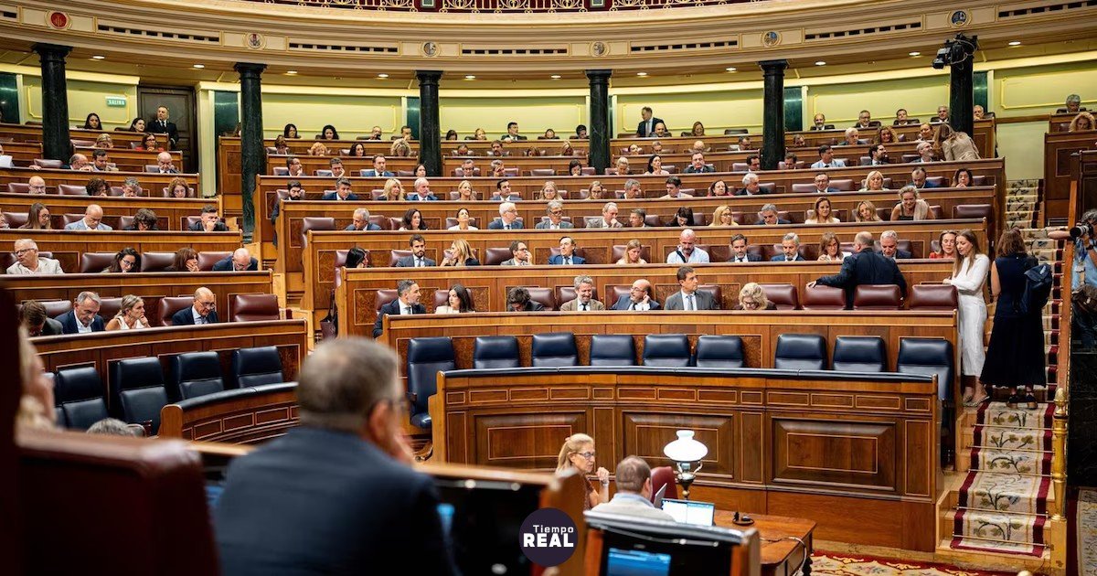 PSOE y Sumar exigen votación por llamamiento tras el rechazo de Junts