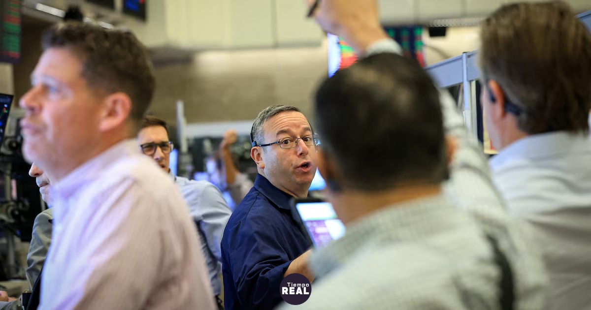 Riesgo país argentino supera los 500 puntos y sube a 506