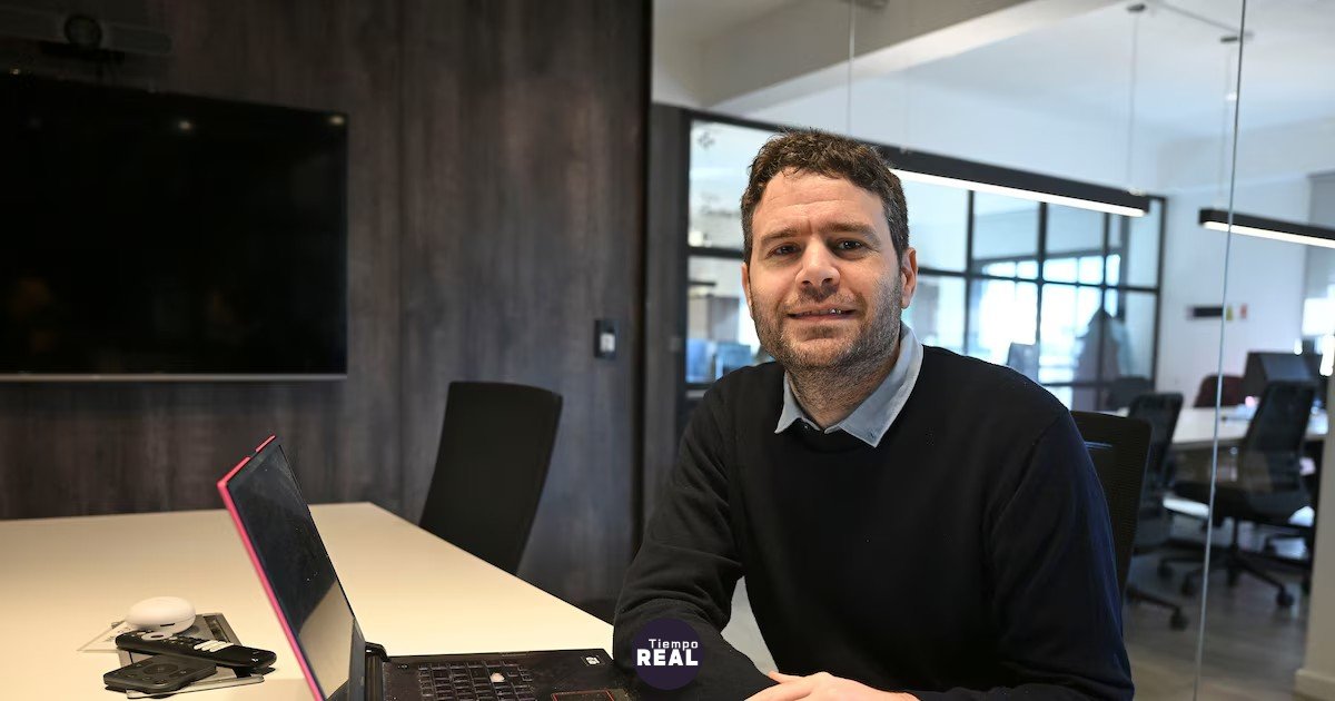 2025, primer año en 30 con PBI creciendo y empleo formal cayendo