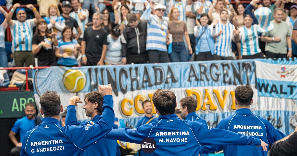 Argentina se salva del descenso y mantiene puesto en la Copa Davis