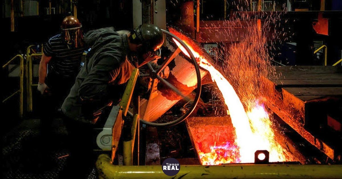 Actividad económica se desploma 2,9 % en julio, peor caída desde la pandemia