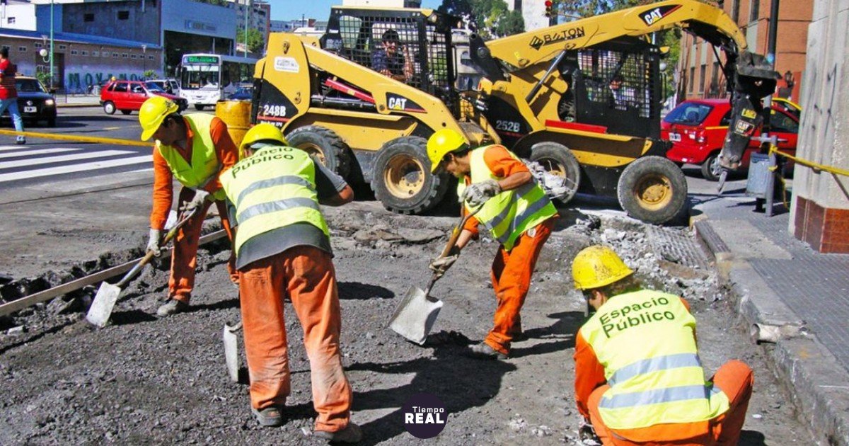 Obra pública avanza solo 34 % en 2026. Gobierno recorta fondos para 2027 y delega al sector privado