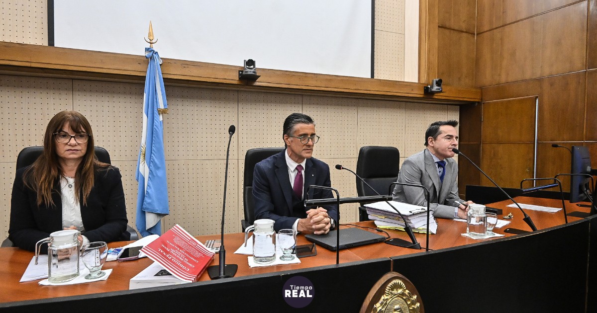 Juez fija 24 horas para concluir pericia clave en caso Kirchner