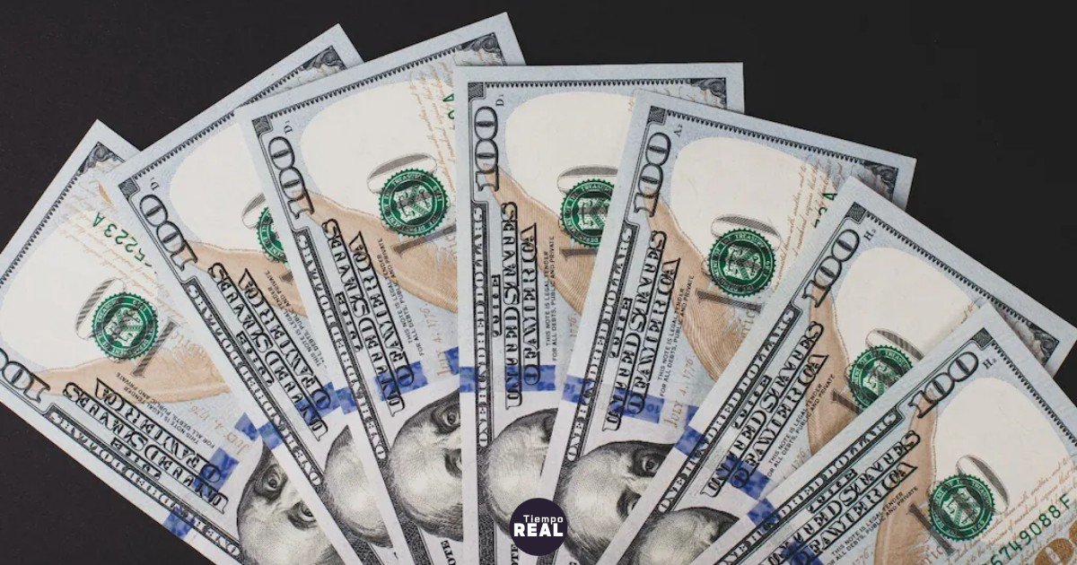 Dólar oficial arranca a las 10 y se cierra a las 15
