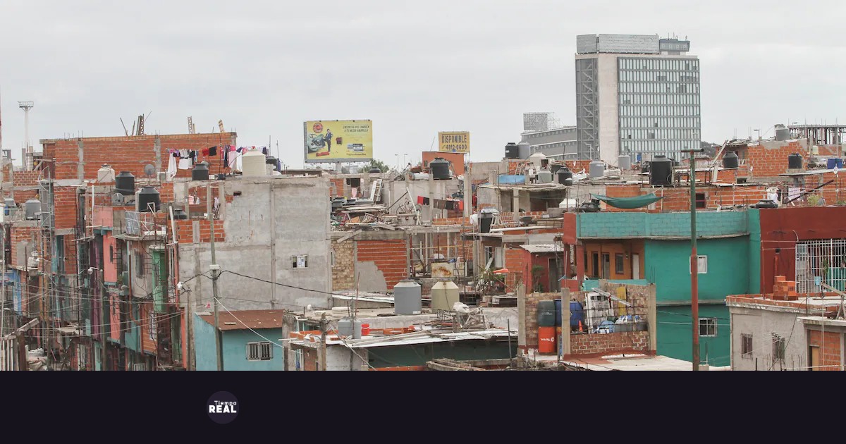 Oposición lanza proyecto para frenar caída del 98 % en obras