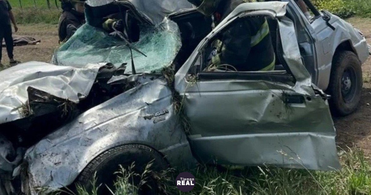Ford Ranger volca y mata a tres personas en acceso norte de Rafaela