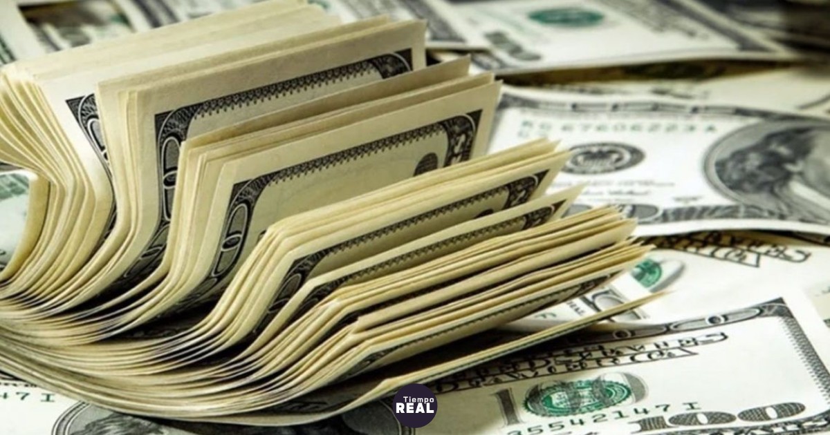 Dólar blue rompe $1.530 en la jornada de hoy