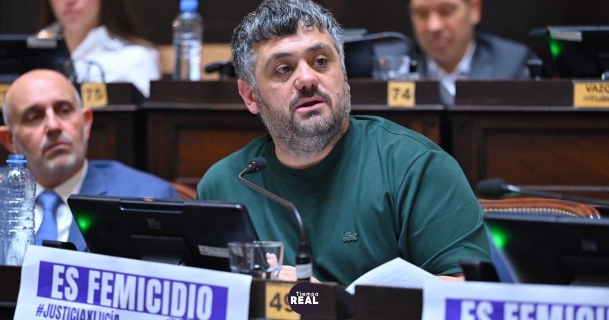 Libertarios se niegan a repudiar la venta de tierras a extranjeros