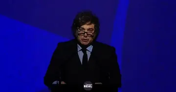 Milei celebra sobreseimiento y acusa intento de golpe en la causa $LIBRA