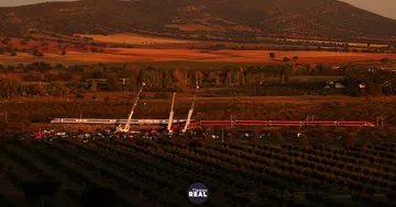 Se confirman 69 muertos en choque de trenes de alta velocidad
