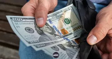 El dólar blue supera los $1.560 y el riesgo país sube a casi 680 puntos