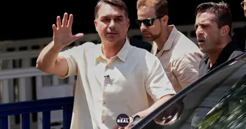 Flávio Bolsonaro intentó escapar en un Gulfstream G400 que quedó detenido
