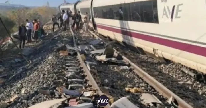 Al menos 46 muertos en choque de trenes de velocidad en Toledo