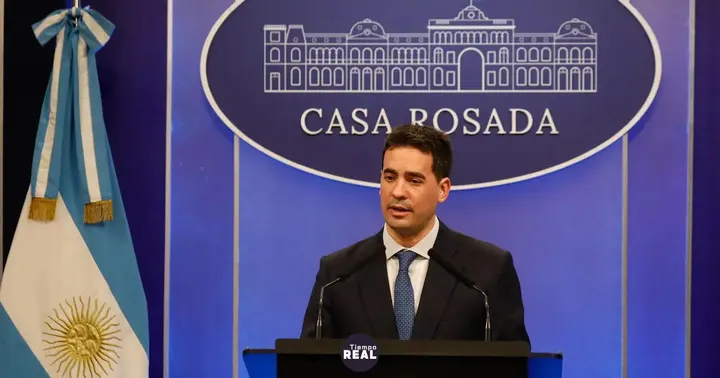 Riesgo país cae de más de 2.500 a cerca de 600 puntos