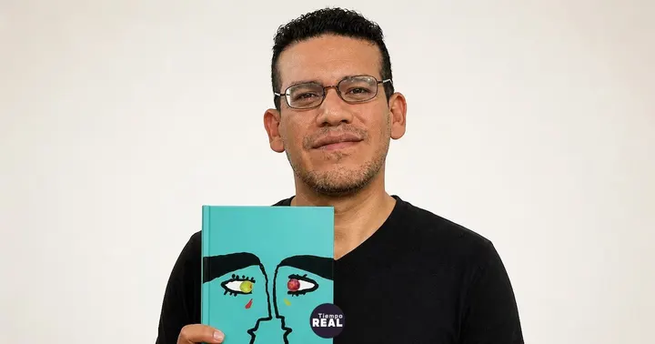 David Silva Rojas ganó el premio y la editorial suspenderá la presentación