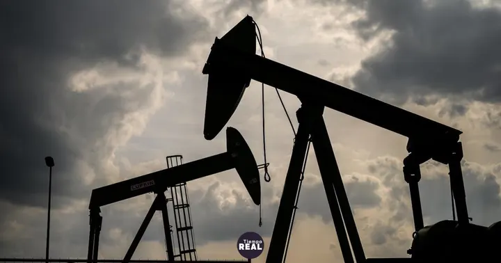 El Brent rompe los 111 dólares, su mayor nivel desde mayo