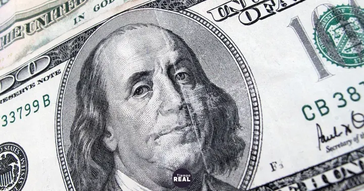 Riesgo país subió a 710 puntos y luego retrocedió a 674